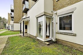 Charming Centrally Located Wimbledon Flat