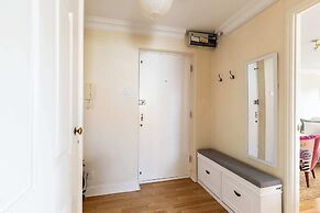 Cosy Home in Calm Residence