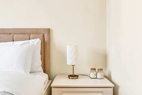 Cosy Home in Calm Residence