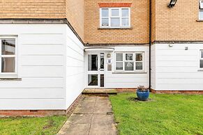 Cosy Home in Calm Residence