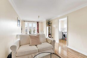 Cosy Home in Calm Residence