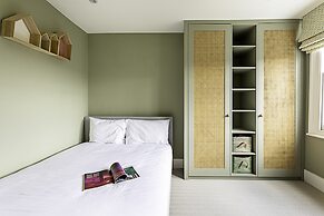 Bermondsey Bliss: Views, Comfort, and City Access!