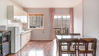 Seokmodo Supsokbadapunggyeong Pension