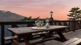 Seokmodo Supsokbadapunggyeong Pension