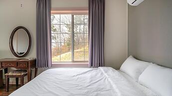 Seokmodo Supsokbadapunggyeong Pension