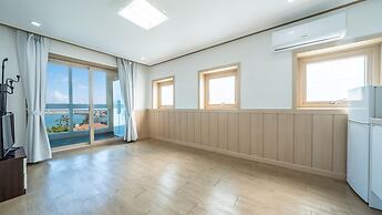 Samcheok Jangho Sanho Pension