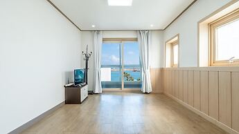 Samcheok Jangho Sanho Pension