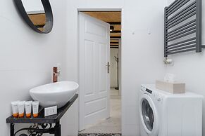 Ground Floor Studio in Cracow by Renters