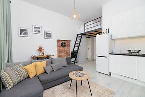 Ground Floor Studio in Cracow by Renters