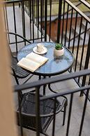 Ground Floor Studio in Cracow by Renters