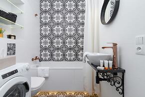 Ground Floor Studio in Cracow by Renters