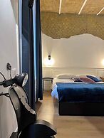 Domus Avi Guest House