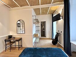 Domus Avi Guest House