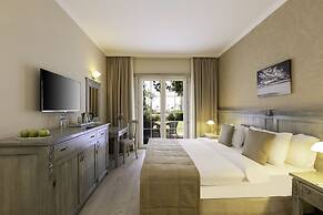 Alaçatı Beach Resort & SPA