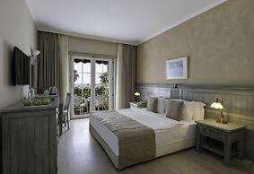 Alaçatı Beach Resort & SPA