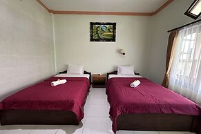 Taxa Raya Guest House