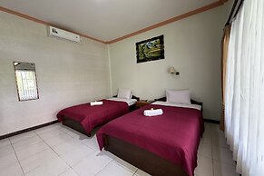 Taxa Raya Guest House