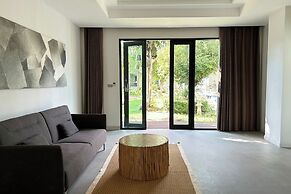 Thai Good Arts Resort