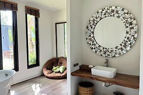 Thai Good Arts Resort