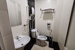 Hotel Kuang Hua Sitiawan Near To (UniKL-MIMET)