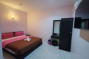 Hotel Kuang Hua Sitiawan Near To (UniKL-MIMET)