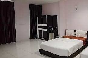Hotel Kuang Hua Sitiawan Near To (UniKL-MIMET)