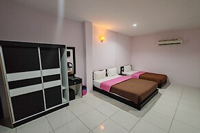 Hotel Kuang Hua Sitiawan Near To (UniKL-MIMET)