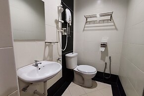 Hotel Kuang Hua Sitiawan Near To (UniKL-MIMET)