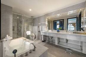 V-Hotel Da Nang Beach