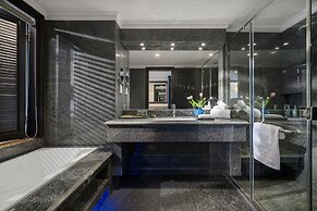 V-Hotel Da Nang Beach