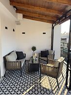 Acropolis Golden View Penthouse