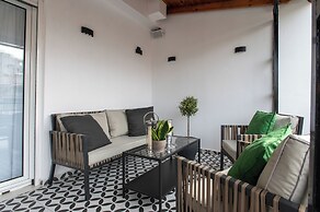 Acropolis Golden View Penthouse