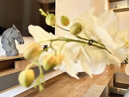 Acropolis Golden View Penthouse