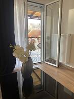 Acropolis Golden View Penthouse