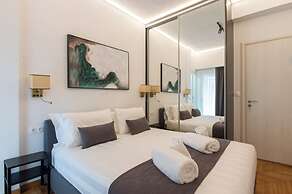 Acropolis Golden View Penthouse