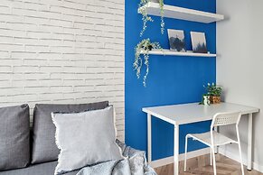 Charming Apartment for 6 by Renters