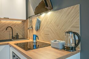 Charming Apartment for 6 by Renters