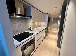 Weingart Suites Hotel