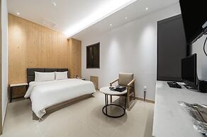 Hotel Myeong Jak
