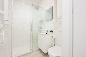 Apartment in Warsaw Center by Renters