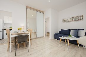 Apartment in Warsaw Center by Renters