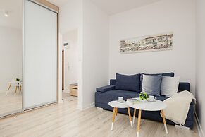 Apartment in Warsaw Center by Renters