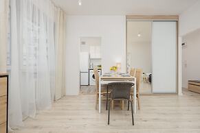 Apartment in Warsaw Center by Renters