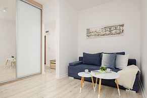 Apartment in Warsaw Center by Renters
