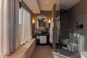 Porto Lotti Suite Hotel