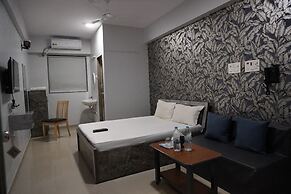 Hotel Apple Inn By GRB