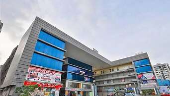 Hotel Apple Inn By GRB