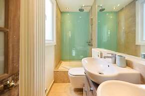 The Peckham Hideaway - Bright 3bdr Flat