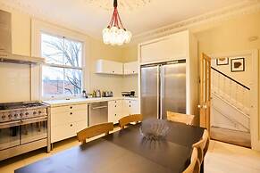 The Peckham Hideaway - Bright 3bdr Flat
