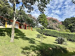 CHALÉS DA CASA CENTENARIA